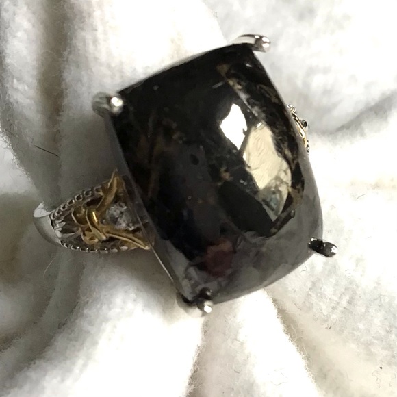 Shungite Rectangle Cabochon Ring in Gold & Platinum Over Brass - Picture 7 of 7